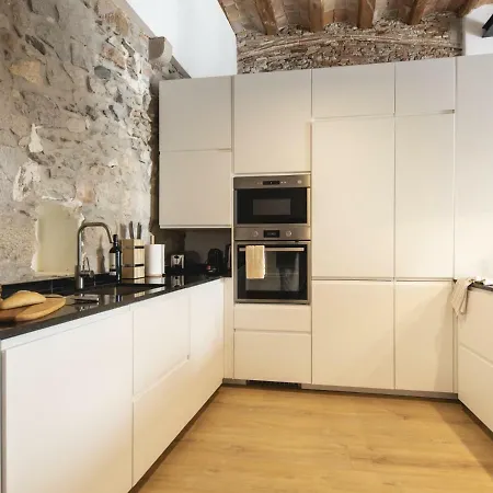 Апартаменты Bravissimo Bali, Beautiful 2 Bedroom Жирона