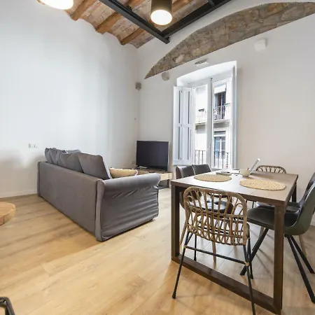 Апартаменты Bravissimo Bali, Beautiful 2 Bedroom Жирона