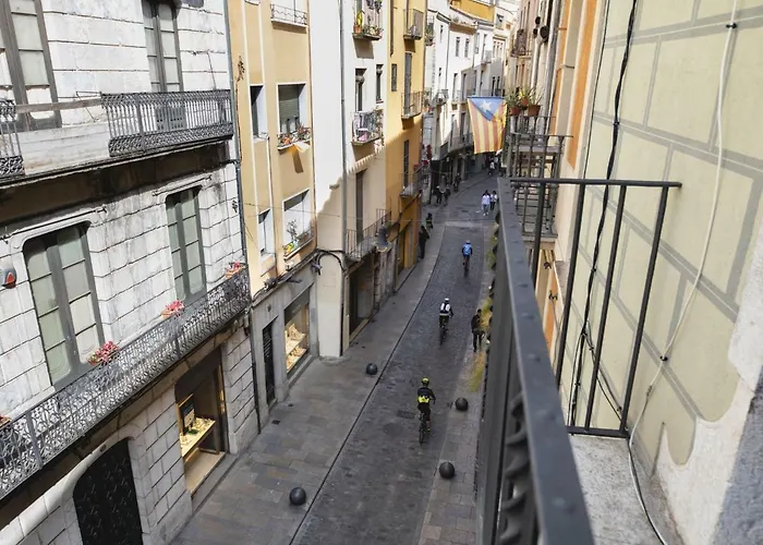 Bravissimo Bali, Beautiful 2 Bedroom Girona